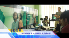 美女扒开尿口让男人舔